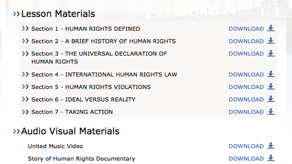 
    Alle undervisningsvideoer fra United for Menneskerettigheder med hæfter og materiale kan downloades fra app’en og findes også in-line sammen med opgaverne, så de kan ses med et klik.
    